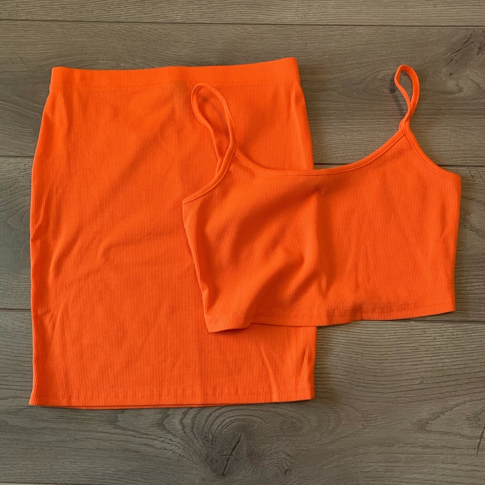 Shein Two-Piece Skirt Set – Bold & Flattering | NWT
